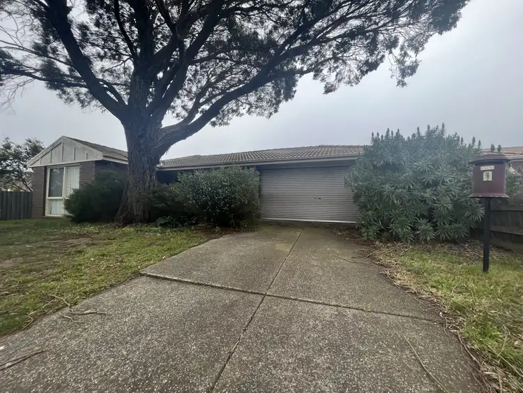 1 Vista Close, Gisborne VIC 3437