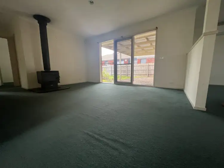 Fifth view of Homely house listing, 1 Vista Close, Gisborne VIC 3437