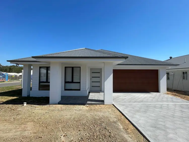 14 Swinton Parkway