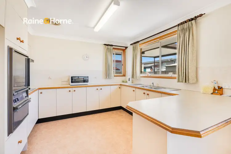 Fourth view of Homely villa listing, 2/10 Gwendolen Avenue, Umina Beach NSW 2257