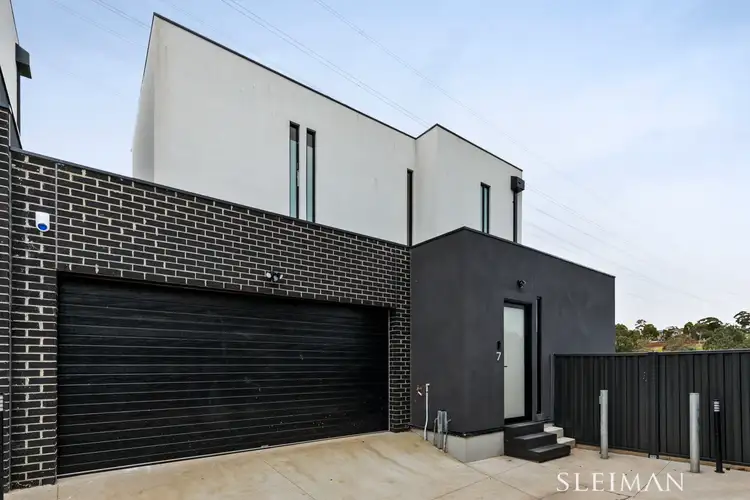 53 Surrey Drive