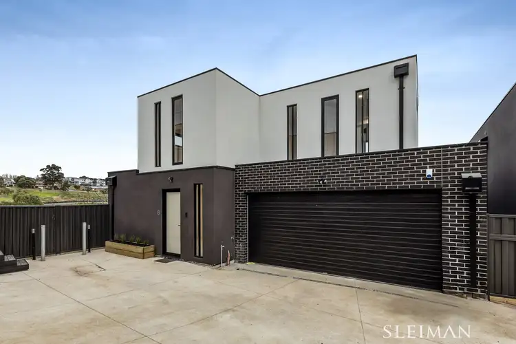 8/53 Surrey Drive, Keilor East VIC 3033