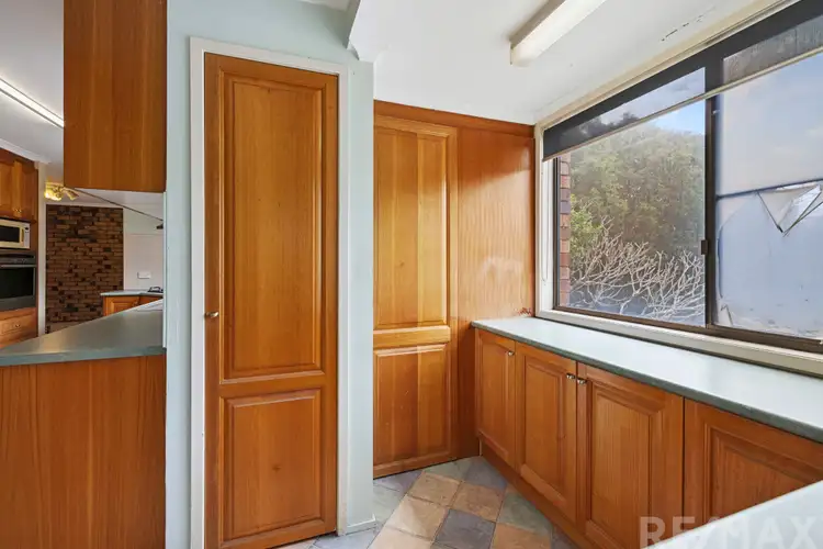 Fifth view of Homely house listing, 208 D'Arcy Road, Seven Hills QLD 4170