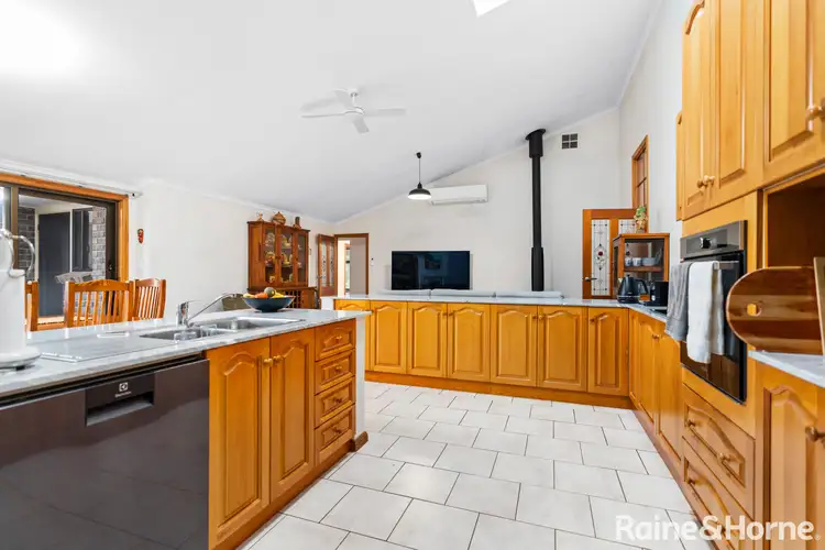 Fifth view of Homely house listing, 8 Valley Side Drive, Crafers SA 5152