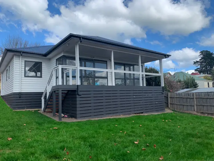 9B Jeffrey Street, Leongatha VIC 3953