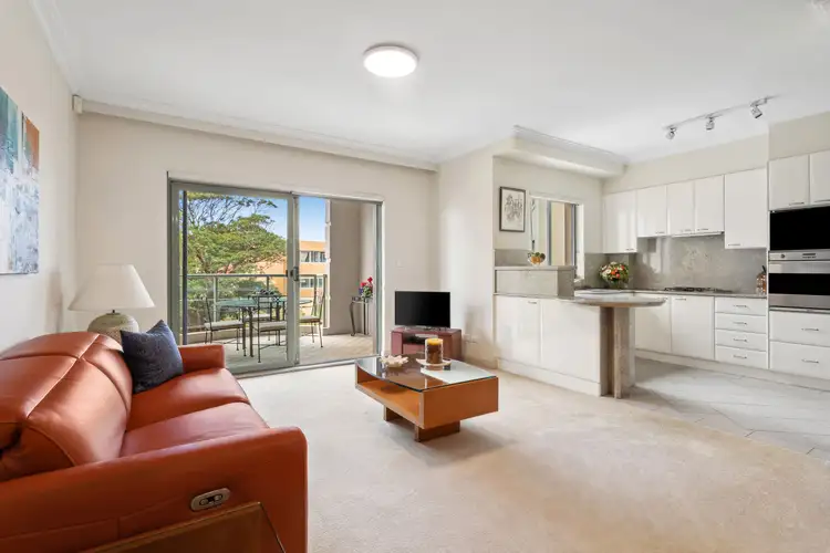 Third view of Homely apartment listing, 6/8 Benelong Crescent, Bellevue Hill NSW 2023