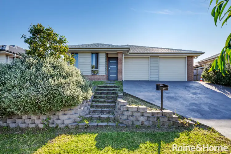 13 McGlinchey Crescent
