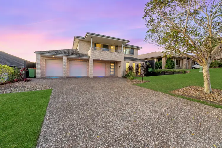 92 Wunburra Circle, Pacific Pines QLD 4211