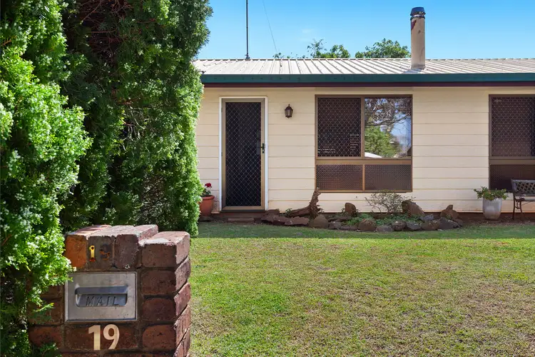 19 Redwood Street, Newtown QLD 4350