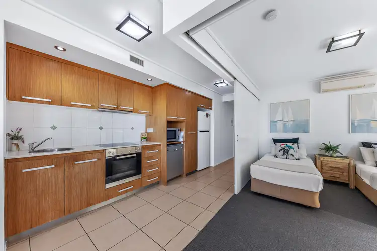 Sixth view of Homely unit listing, 19A & 19B/18 Seaview Drive, Airlie Beach QLD 4802