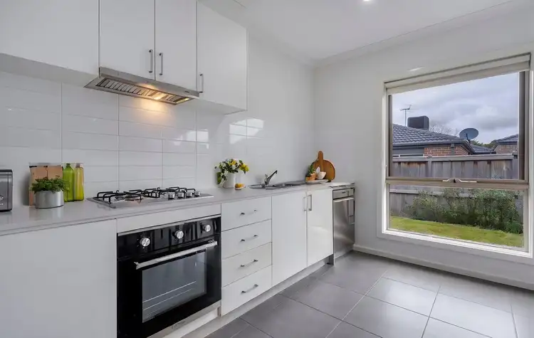 Fifth view of Homely house listing, 4 Bentham Street, Roxburgh Park VIC 3064