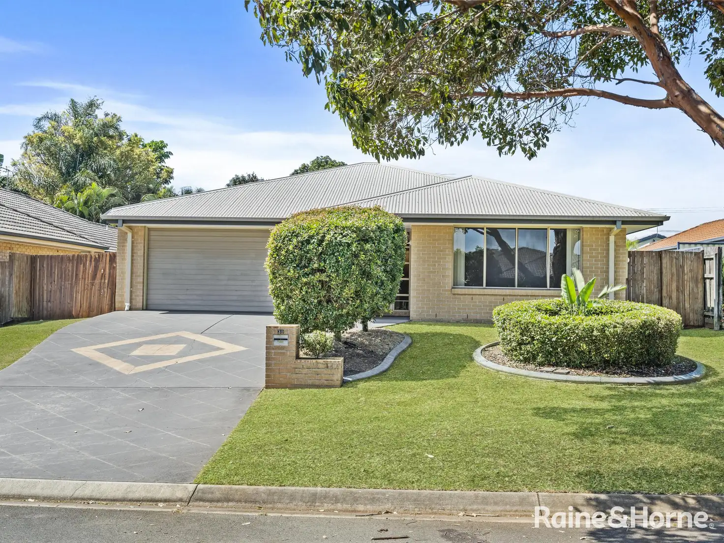 Main view of Homely house listing, 39 Seaholly Crescent, Victoria Point QLD 4165