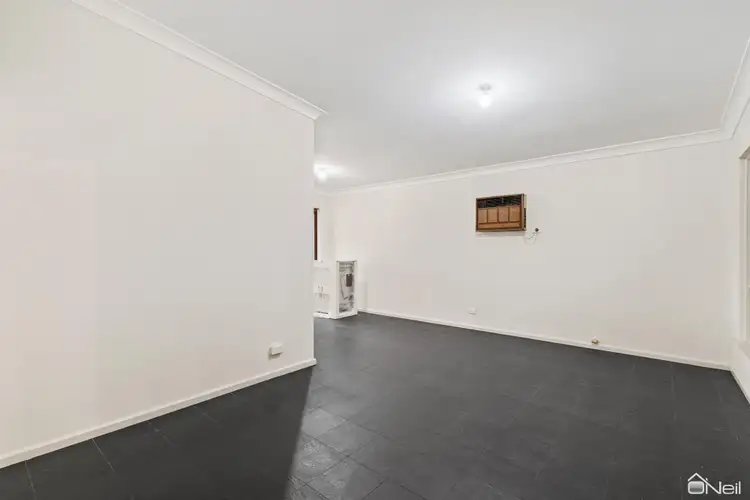 Fifth view of Homely house listing, 28 Amanda Drive, Camillo WA 6111