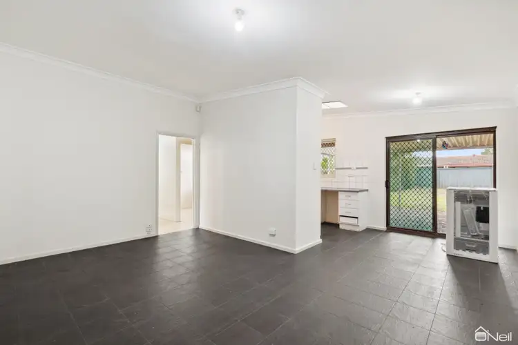Sixth view of Homely house listing, 28 Amanda Drive, Camillo WA 6111