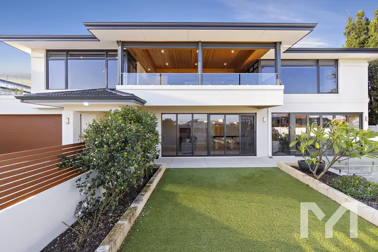 29 River Way, Salter Point WA 6152