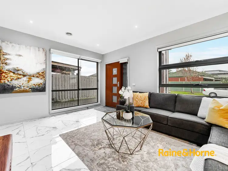 Fourth view of Homely house listing, 1 Lemon Thyme Way, Lynbrook VIC 3975
