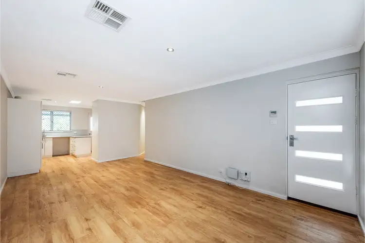 Seventh view of Homely semi-detached listing, 27 Gemini Way, Carlisle WA 6101
