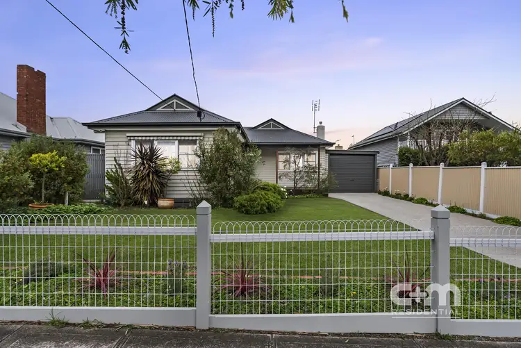 46 Grevillia Road, Oak Park VIC 3046