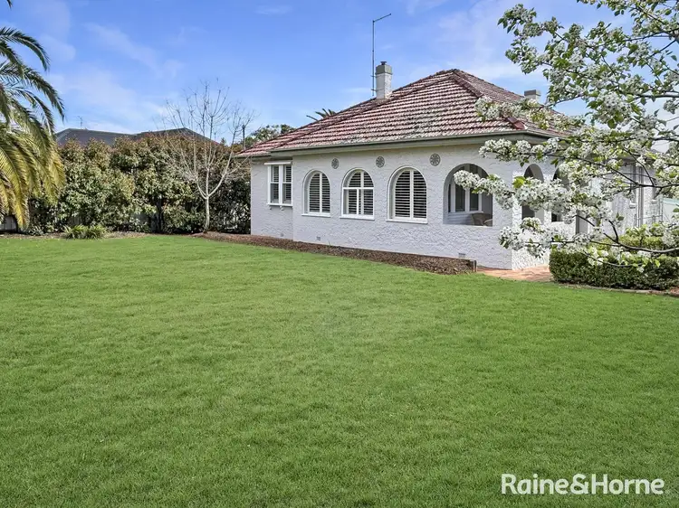 23 Elizabeth Street, Young NSW 2594