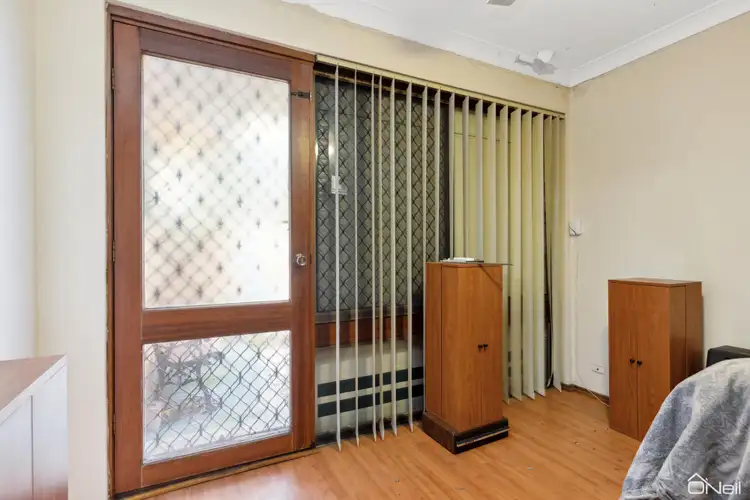 Second view of Homely house listing, 33 Tewson Road, Camillo WA 6111