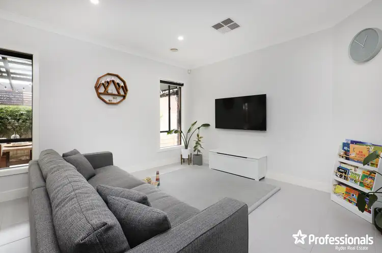 Fourth view of Homely house listing, 16 Stephanie Way, Harkness VIC 3337