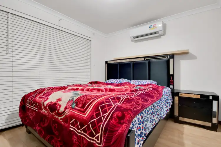 Fifth view of Homely house listing, 7 FLOWERWOOD WAY, Huntingdale WA 6110