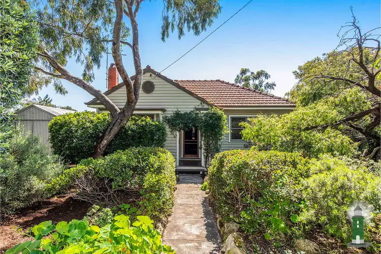 8 Lynn Street