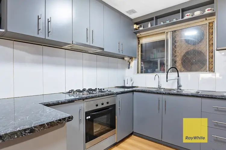18 Natasha Way, Camillo WA 6111