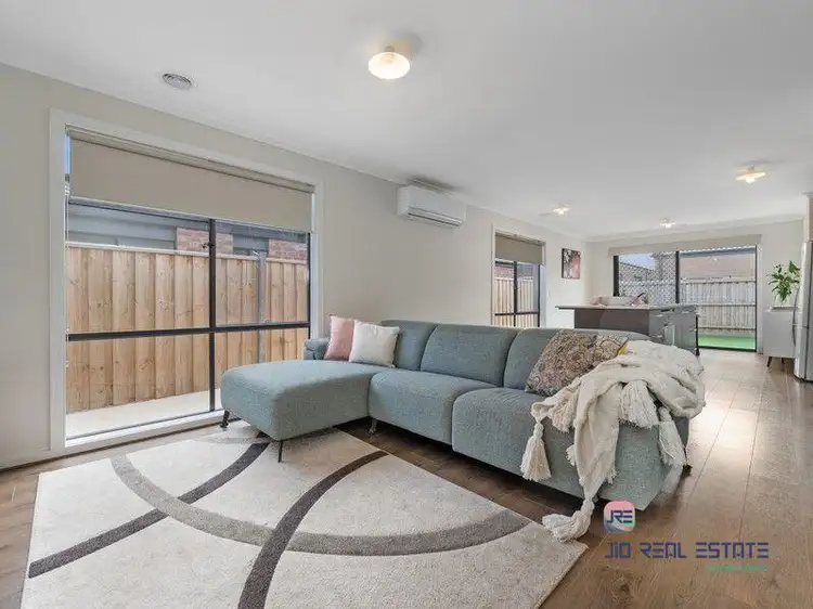 Second view of Homely house listing, 9 Dickens Street, Strathtulloh VIC 3338
