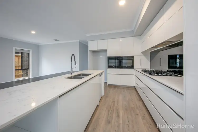 Fourth view of Homely house listing, 7 Ballet Crescent, Sunbury VIC 3429
