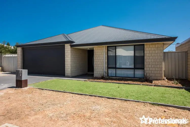 8 Thornhill Lane, Beachlands WA 6530