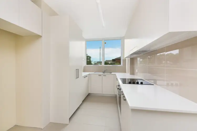 Fourth view of Homely apartment listing, 11/24 Moore Street, Bondi NSW 2026