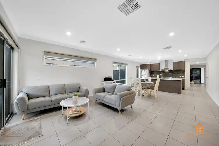 Fourth view of Homely house listing, 37 Runcorn Crescent, Strathtulloh VIC 3338
