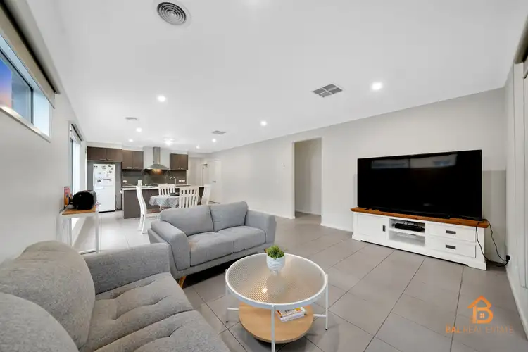 Fifth view of Homely house listing, 37 Runcorn Crescent, Strathtulloh VIC 3338