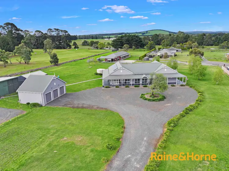 2 Myrtle Grove Road, Ballan VIC 3342