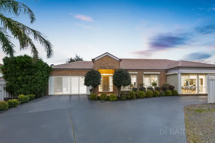 11 Gardenia Close, Craigieburn VIC 3064