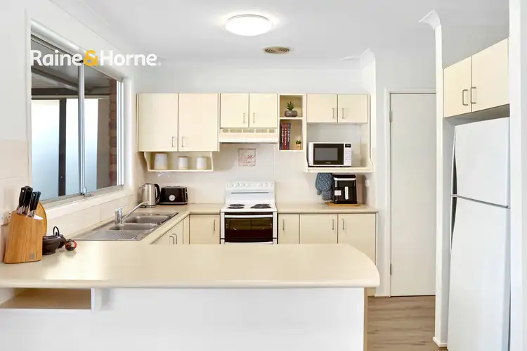 Sixth view of Homely house listing, 10 Everglades Crescent, Woy Woy NSW 2256
