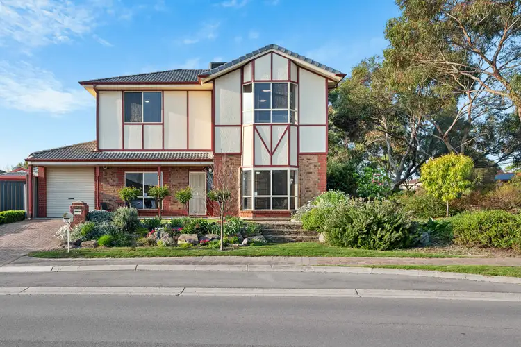 77 Warburton Drive, Woodcroft SA 5162