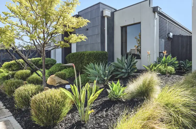 32 Canterbury Drive, Bacchus Marsh VIC 3340