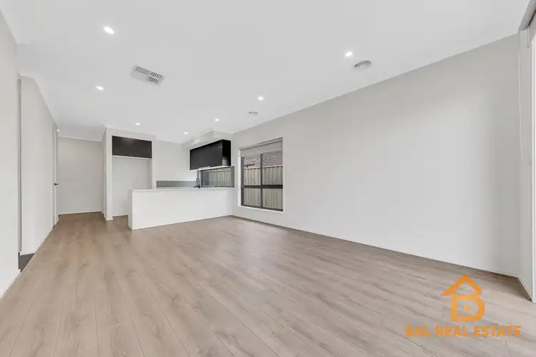Fourth view of Homely house listing, 18 Leeward Drive, Tarneit VIC 3029