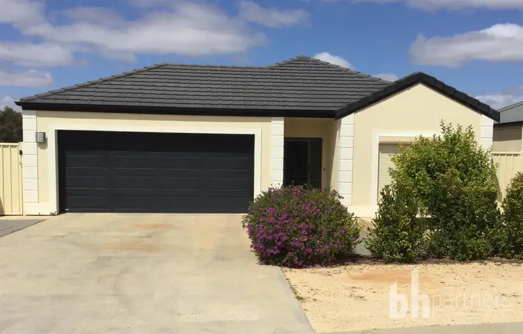 1 Stasinowsky Court, Loxton SA 5333