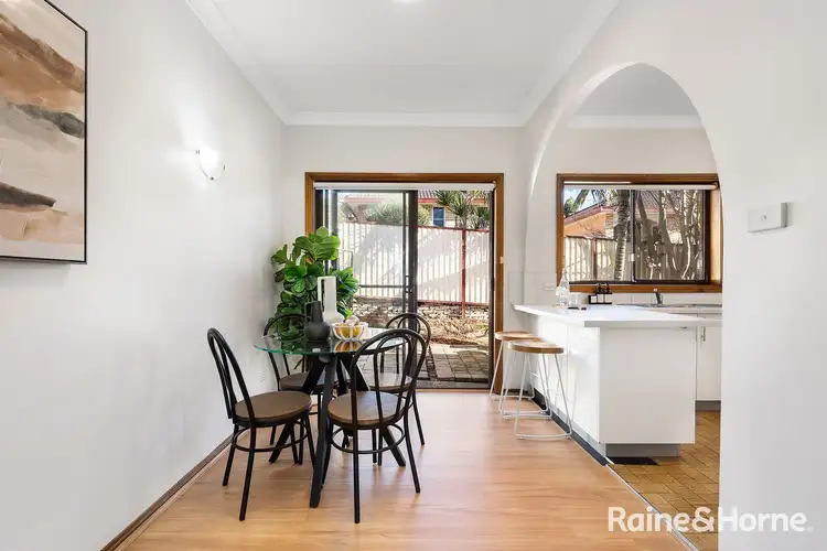 Fourth view of Homely villa listing, 2/6 Arthur Street, Bexley NSW 2207