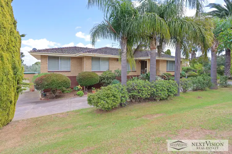 5 Henrietta Ave, Mount Nasura WA 6112