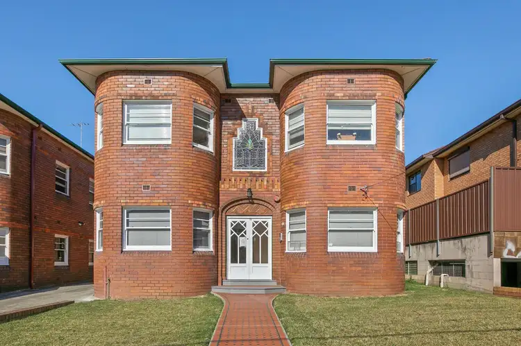 39 Alt Street