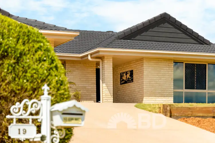 19 Huon Street, Narangba QLD 4504