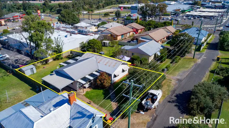 Second view of Homely house listing, 39 Byrnes Avenue, Tamworth NSW 2340