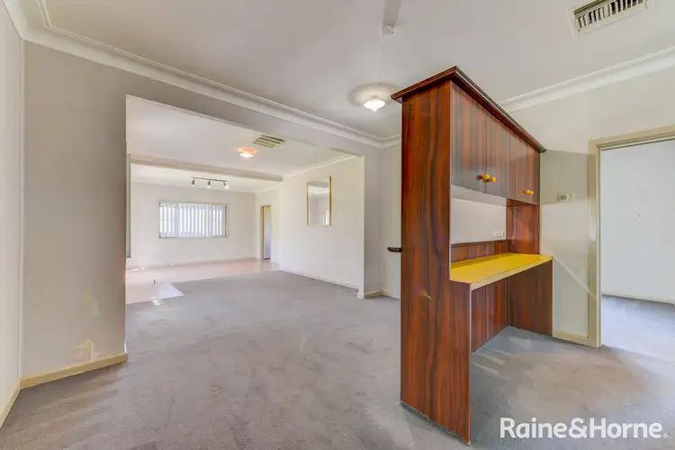 Sixth view of Homely house listing, 39 Byrnes Avenue, Tamworth NSW 2340