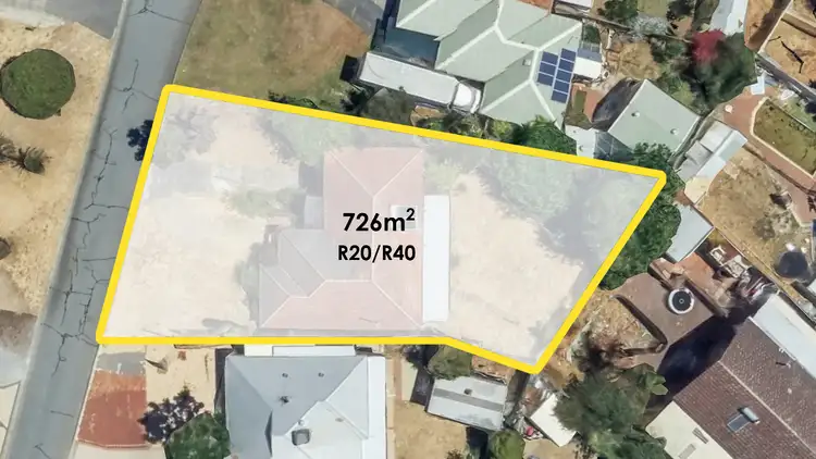 16 Banksia Circle, Thornlie WA 6108