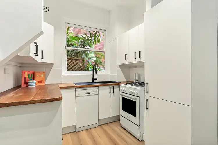 Fourth view of Homely apartment listing, 4/49 Francis Street, Bondi Beach NSW 2026