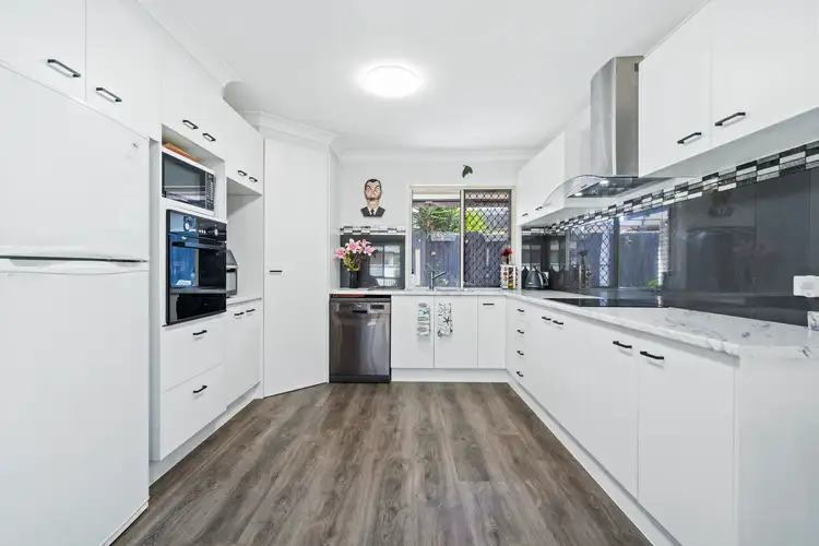 Third view of Homely villa listing, 2/75 Queen Street, Cleveland QLD 4163